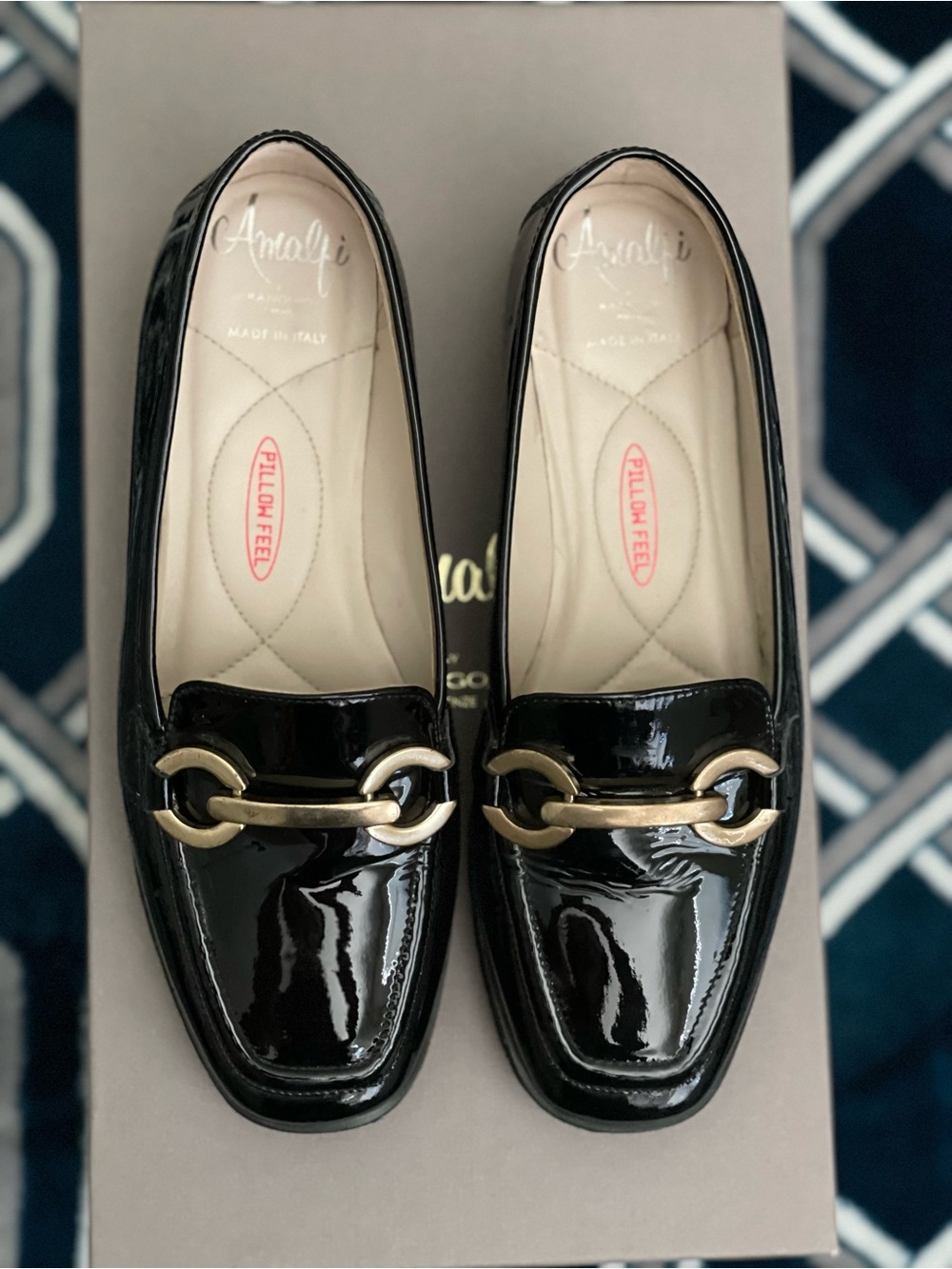 Amalfi by Rangoni Gero Vernice Black Patent Loafers - Size 4.5